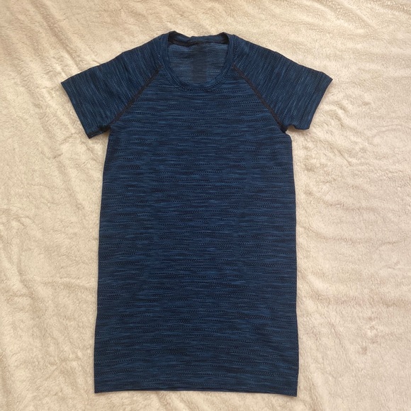 lululemon athletica Tops - Lululemon swiftly tech shirt
